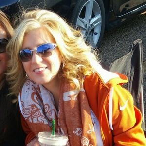 Meet your Posher, Tracy